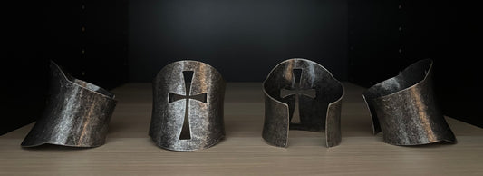 BONE CROSS CUFF
