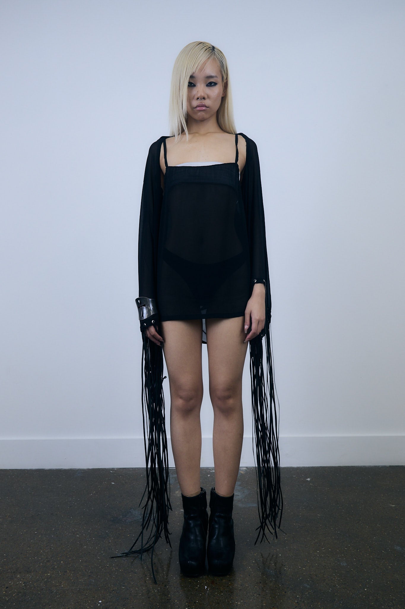 OPAQUE CORD SHAWL